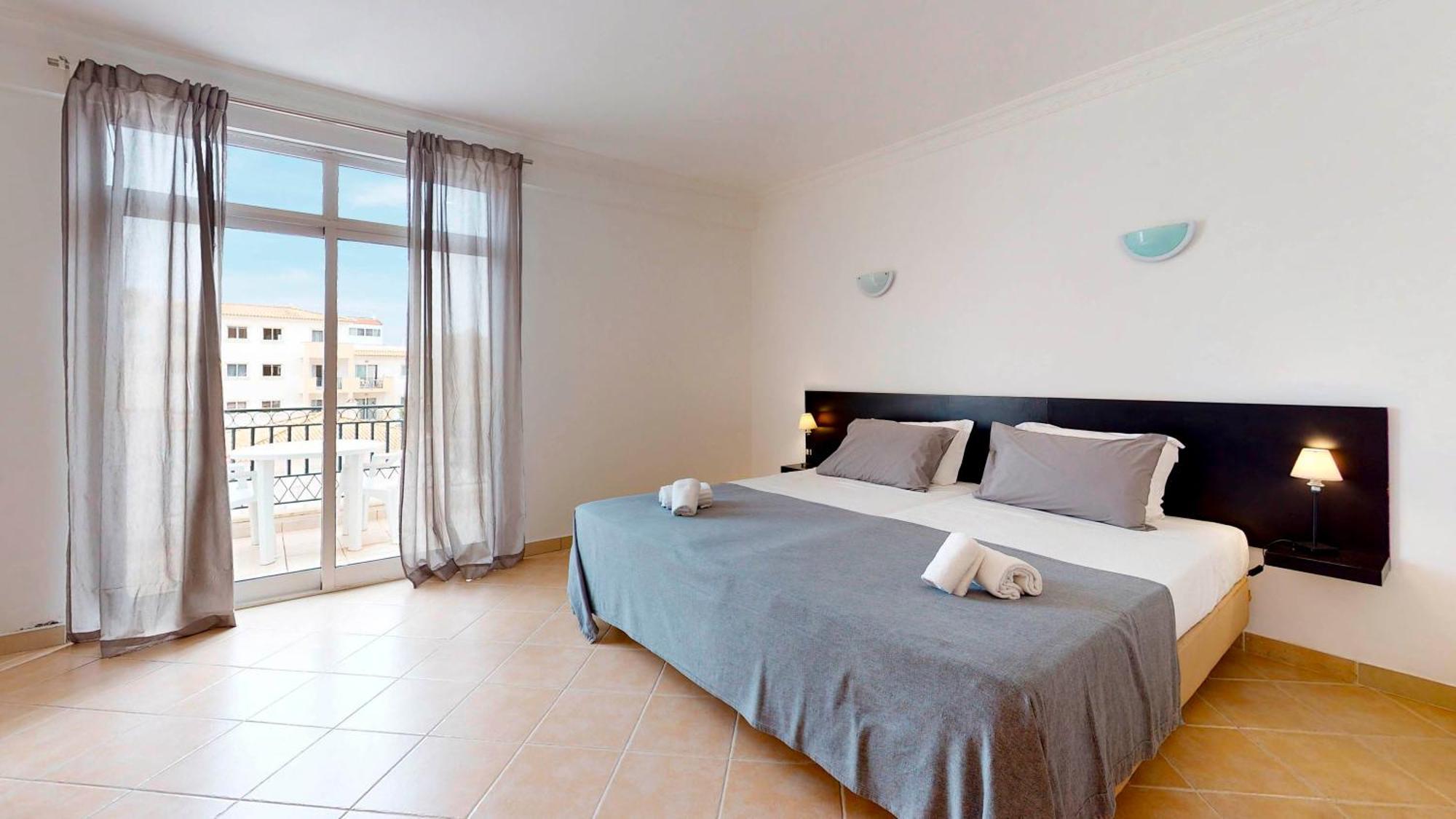 Smy Santa Eulalia Algarve Aparthotel อัลบูเฟรา ภายนอก รูปภาพ