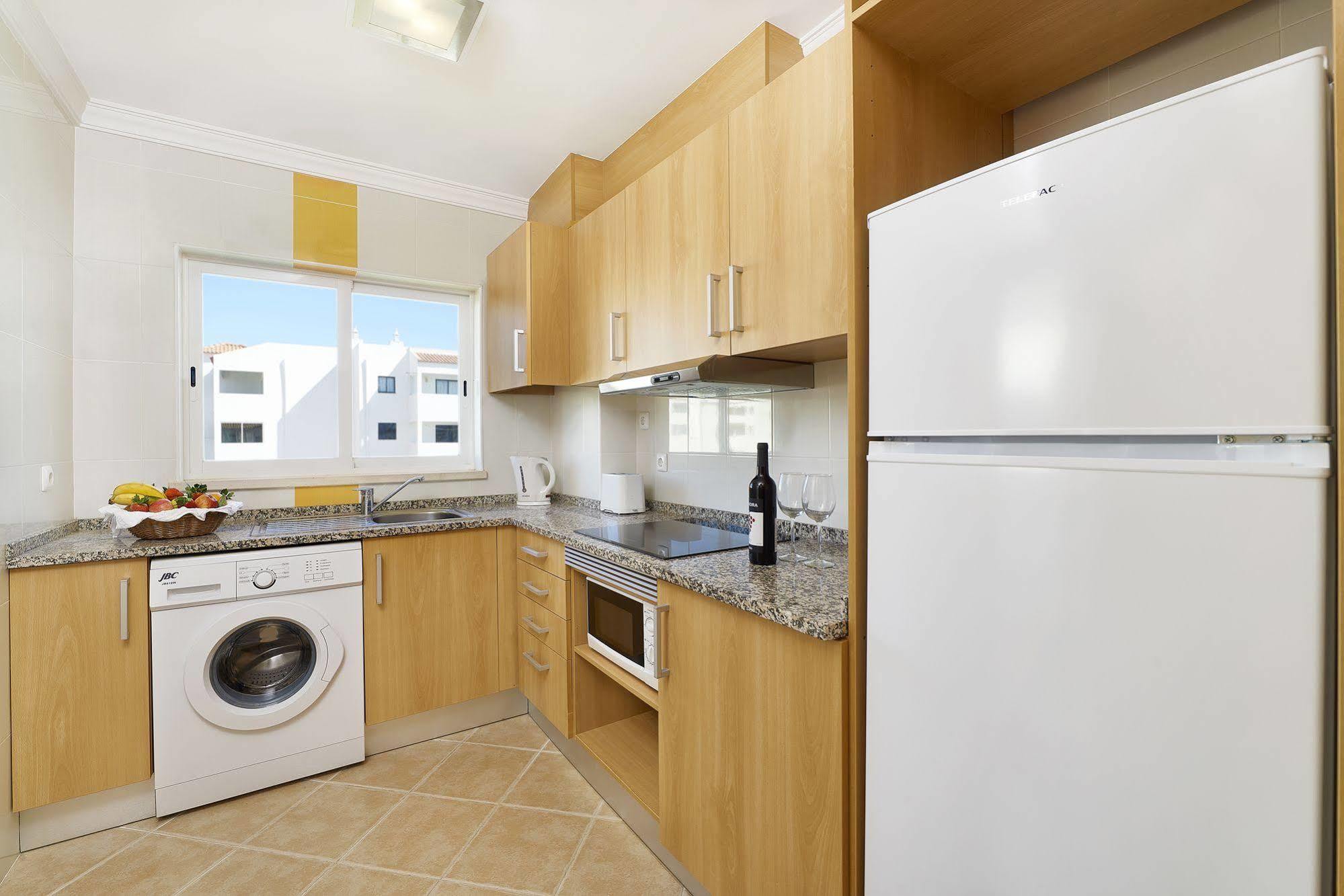 Smy Santa Eulalia Algarve Aparthotel อัลบูเฟรา ภายนอก รูปภาพ